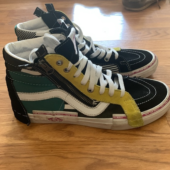 Vans skate hi top suede shoes. - Picture 1 of 7